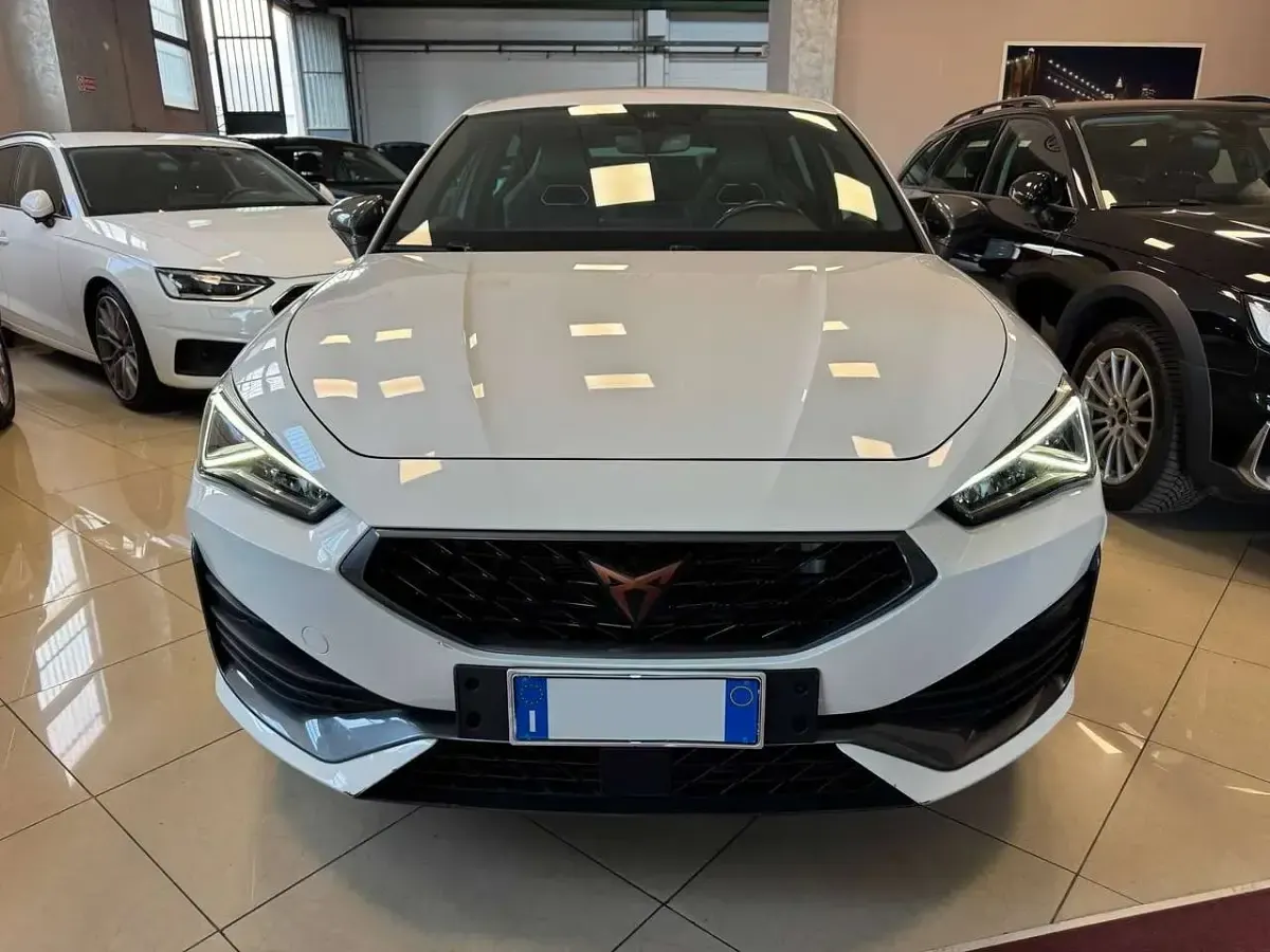 Usata Cupra Leon VZ2 245 CV (180 kW) 2021 Bianco Berlina