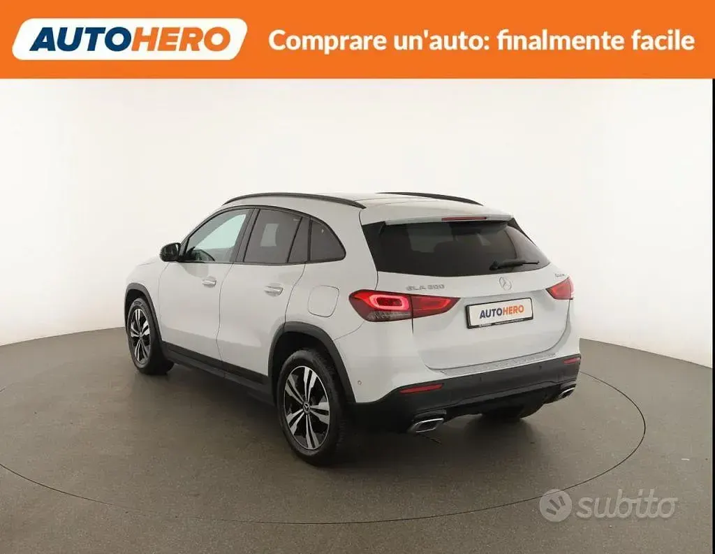 Usata Mercedes GLA200 Progressive 163 CV (119 kW) 2023 Bianco SUV