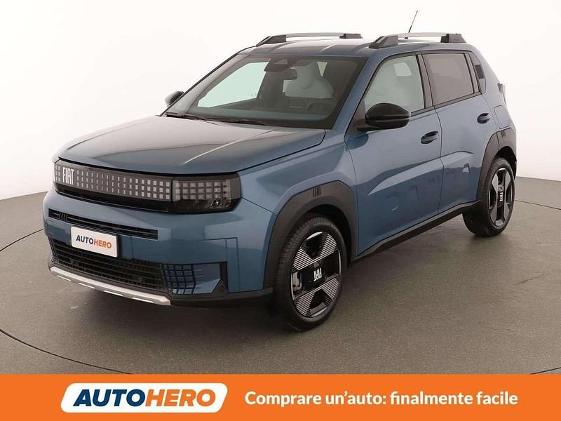 Usata Fiat Grande Panda La Prima 101 CV (74 kW) 2025 Blu/azzurro Utilitaria