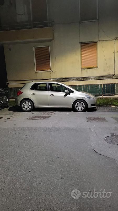 Usata Toyota Auris 126 CV (92 kW) 2006 Utilitaria
