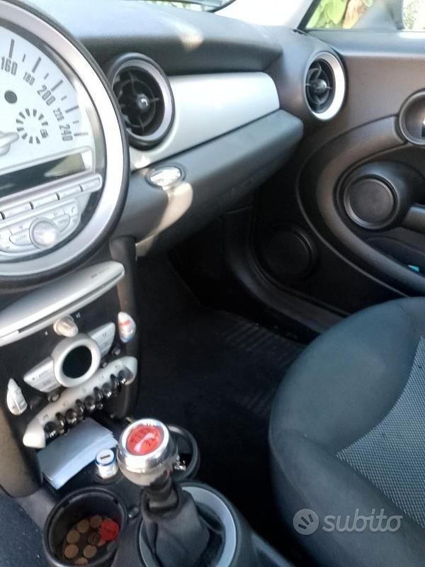 Rosso Usata 2007 Mini ONE Salt Due volumi | 4000 € (Cara) - Immagine 1/4