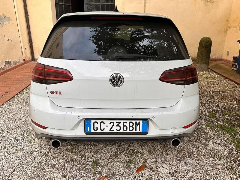 Usata VW Golf VII GTI 245 CV (180 kW) 2019 Bianco Berlina