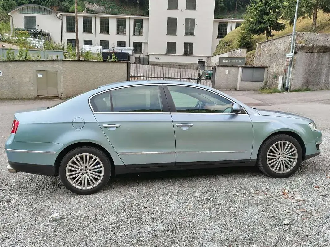 Usata VW Passat Highline 250 CV (183 kW) 2008 Berlina
