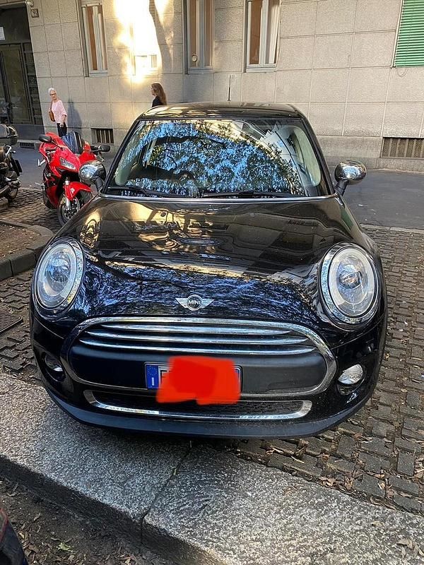 Usata Mini One D 95 CV (69 kW) 2016 Nero Utilitaria