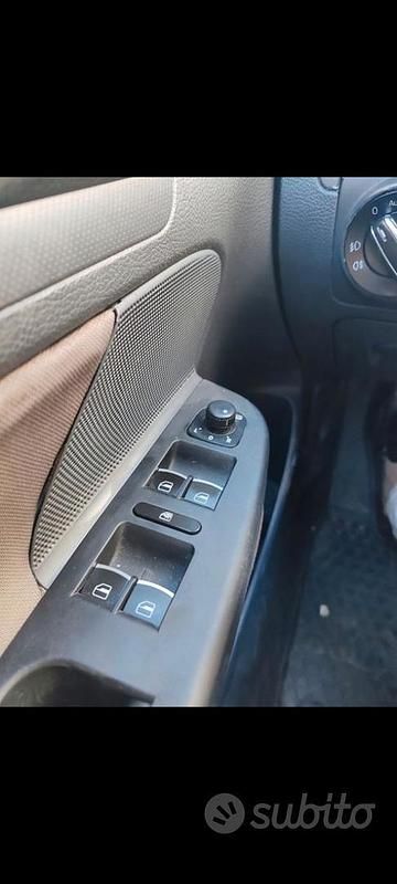 Usata VW Golf IV Comfortline 140 CV (102 kW) 2005 Nero Berlina