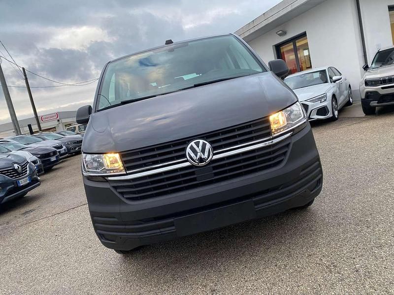 Usata VW T6.1 Trendline 110 CV (80 kW) 2022 Grigio Furgone