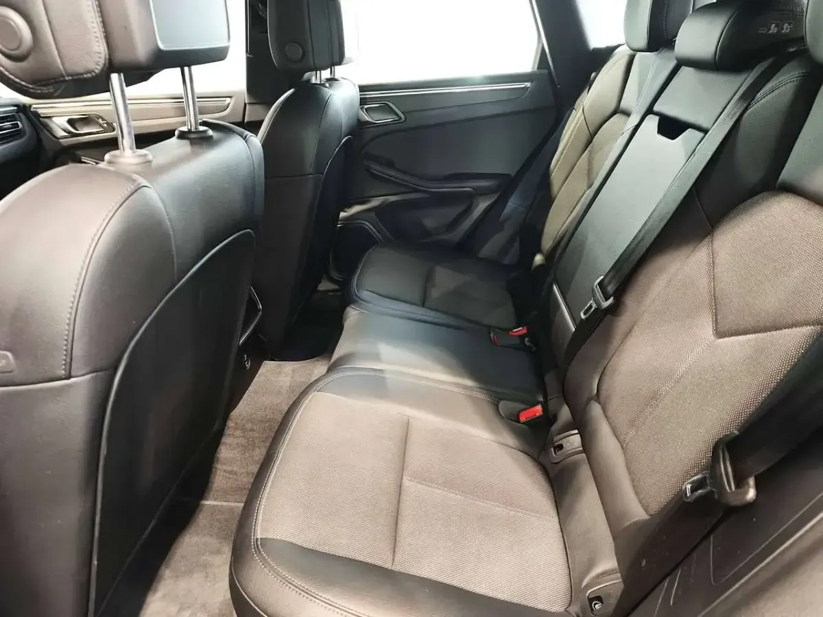 Usata Porsche Macan 265 CV (194 kW) 2022 Nero SUV