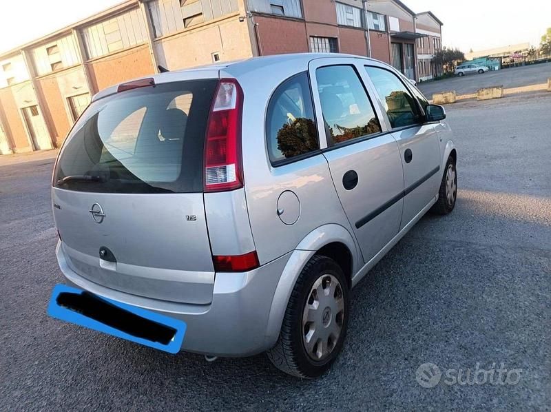Usata Opel Meriva 2004 Grigio Monovolume