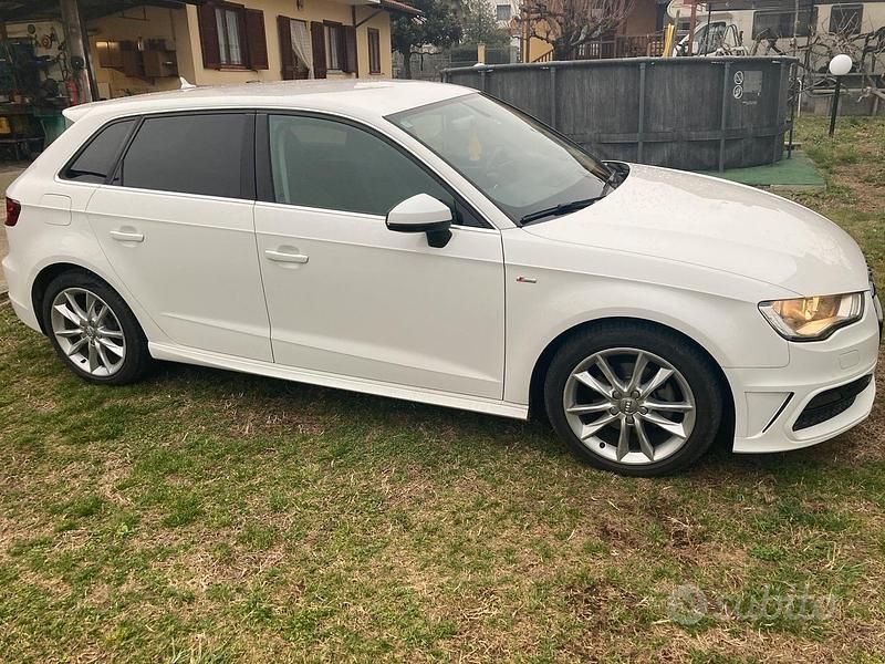 Usata Audi A3 Ambition 110 CV (80 kW) 2015 Berlina