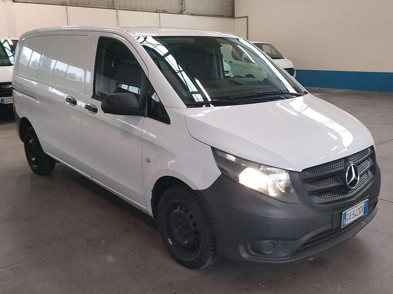 Bianco Usata 2020 Mercedes Vito Furgone | 13.900 € (Super prezzo) - Immagine 1/4
