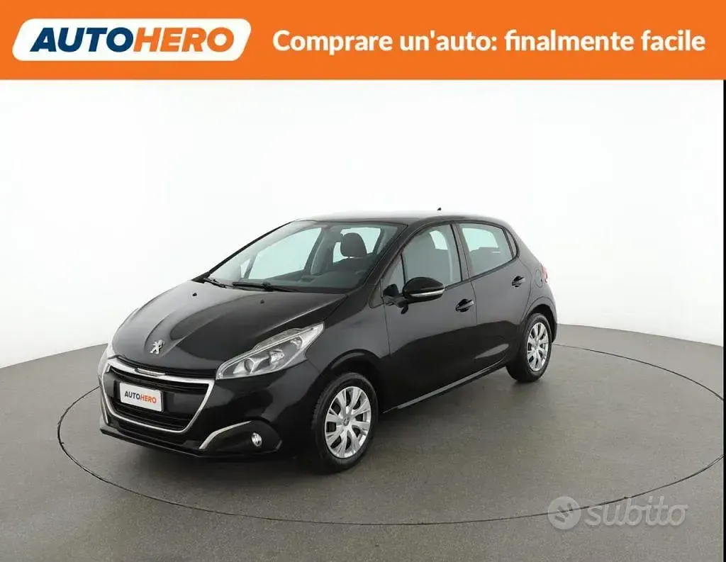 Gebraucht Peugeot 208 Active 68 PS (50 kW) 2015 Kleinwagen