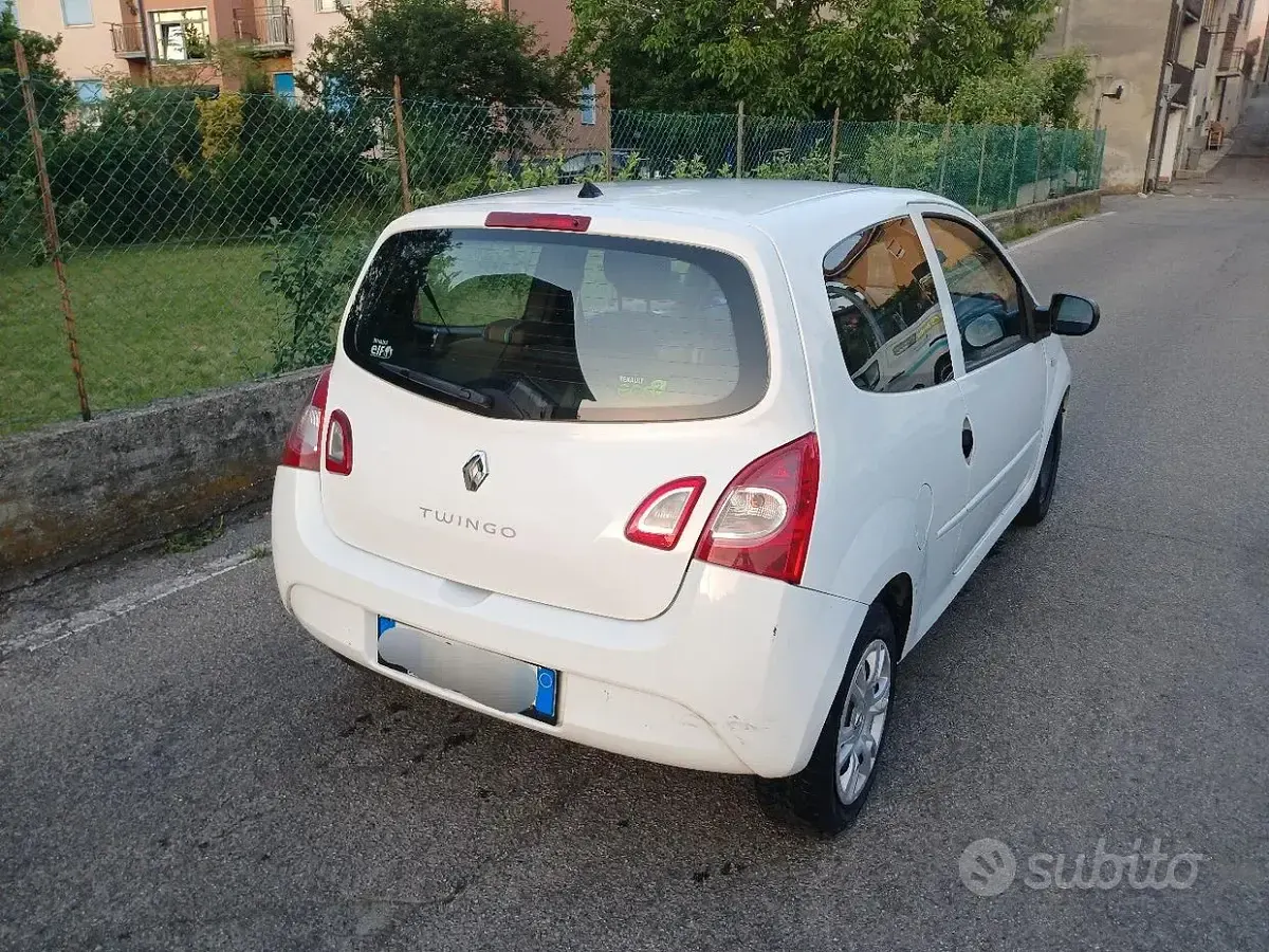 Usata Renault Twingo 75 CV (55 kW) 2013 Bianco Utilitaria