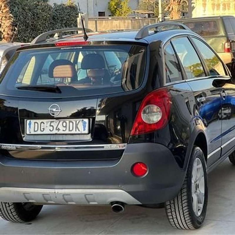 Usata Opel Antara Edition 150 CV (110 kW) 2007 Nero SUV