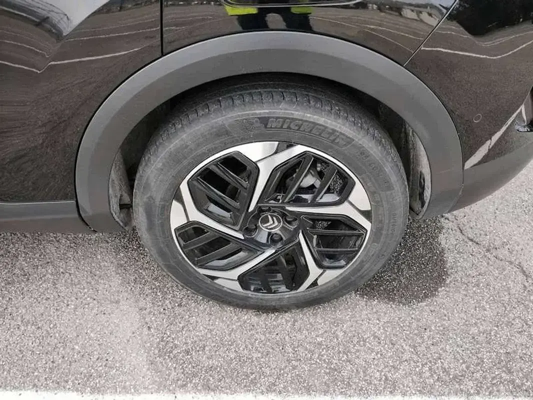 Usata Citroën C4 PureTech 131 CV (96 kW) 2022 Nero Berlina