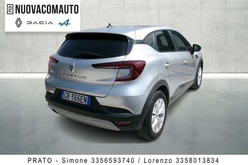 Usata Renault Captur Zen 101 CV (74 kW) 2020 Argento SUV
