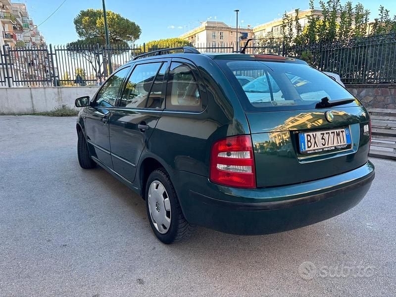 Usata Skoda Fabia Elegance 101 CV (74 kW) 2001 Verde Utilitaria