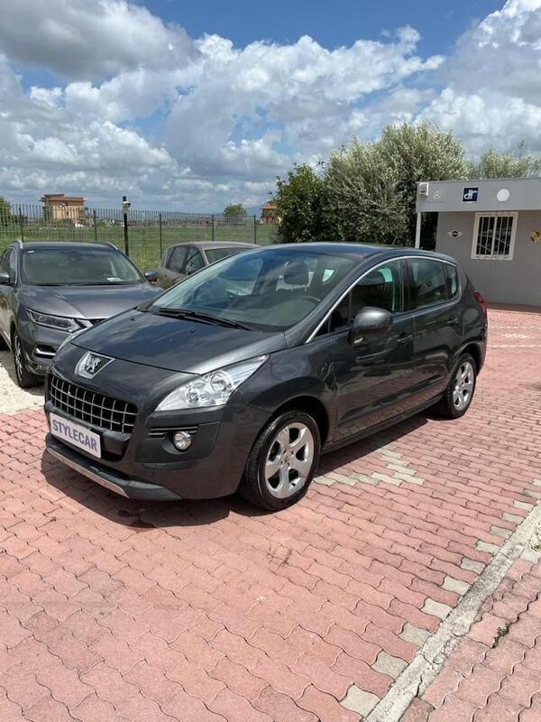 Usata Peugeot 3008 Business-Line 110 CV (80 kW) 2010 Grigio scuro SUV