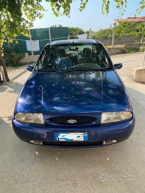 Usata 1999 Ford Fiesta Due volumi | 999 € - Immagine 1/4