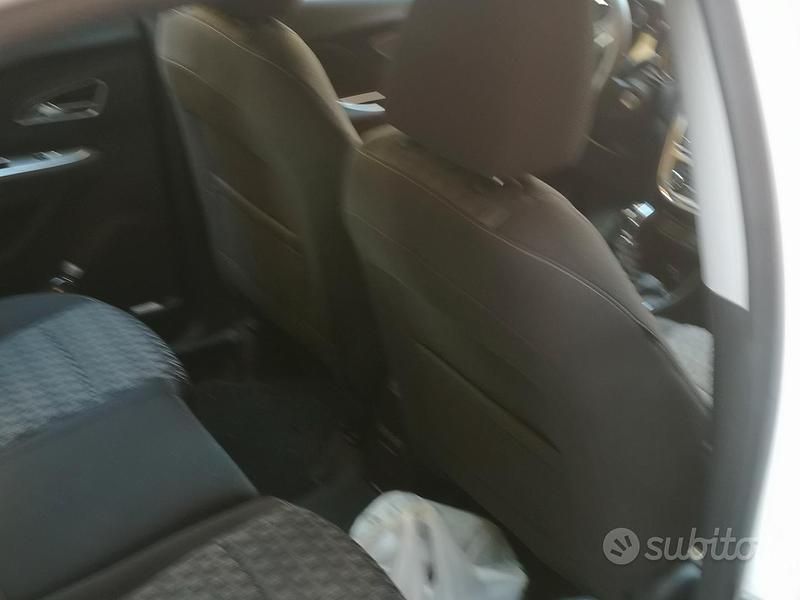 Usata Opel Mokka 130 CV (95 kW) 2013 Bianco SUV