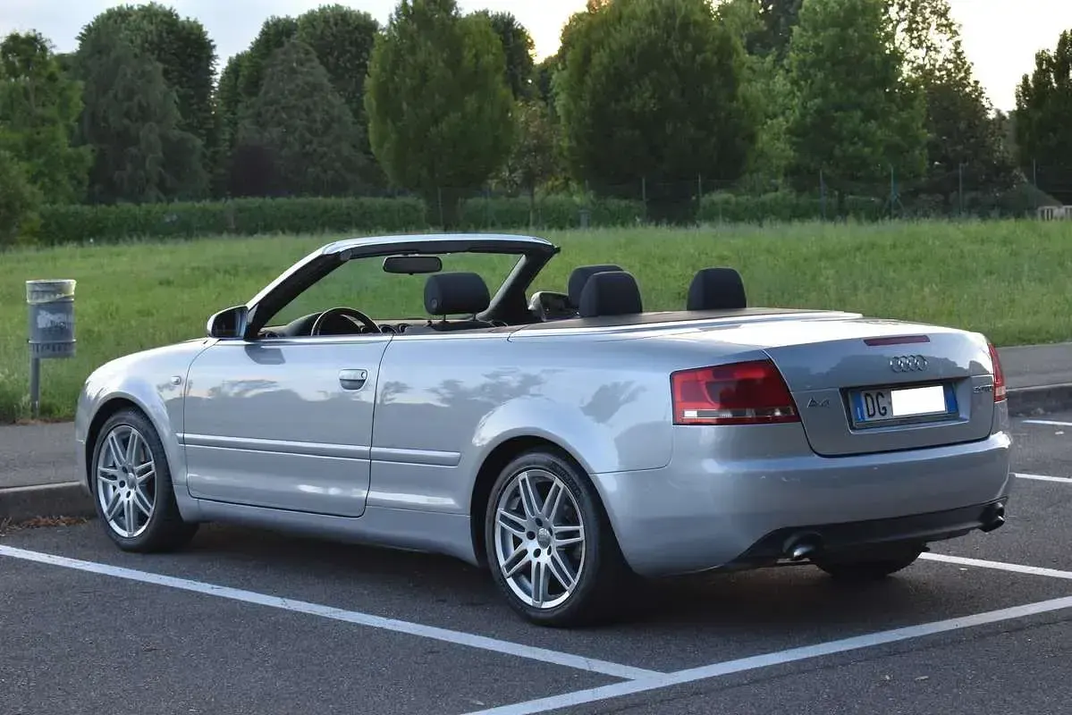 Usata Audi A4 Cabriolet 140 CV (102 kW) 2007 Giallo Cabrio