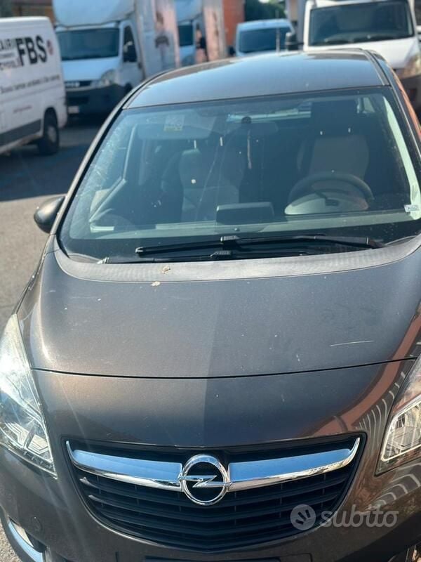 Usata Opel Meriva 120 CV (88 kW) 2014 Grigio Monovolume