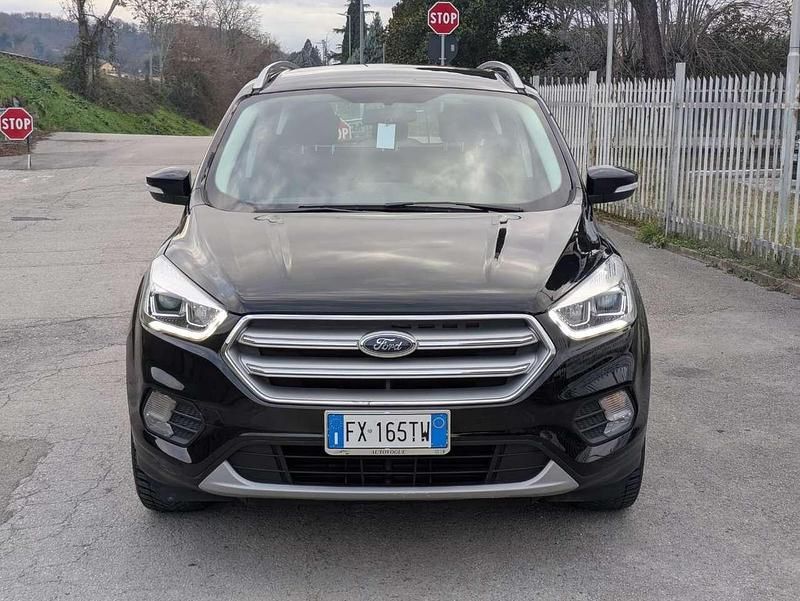 Usata Ford Kuga ST-Line 120 CV (88 kW) 2019 Nero SUV