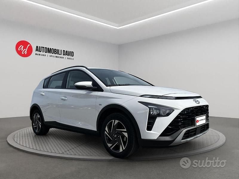 Usata Hyundai Bayon 100 CV (73 kW) 2023 Bianco SUV