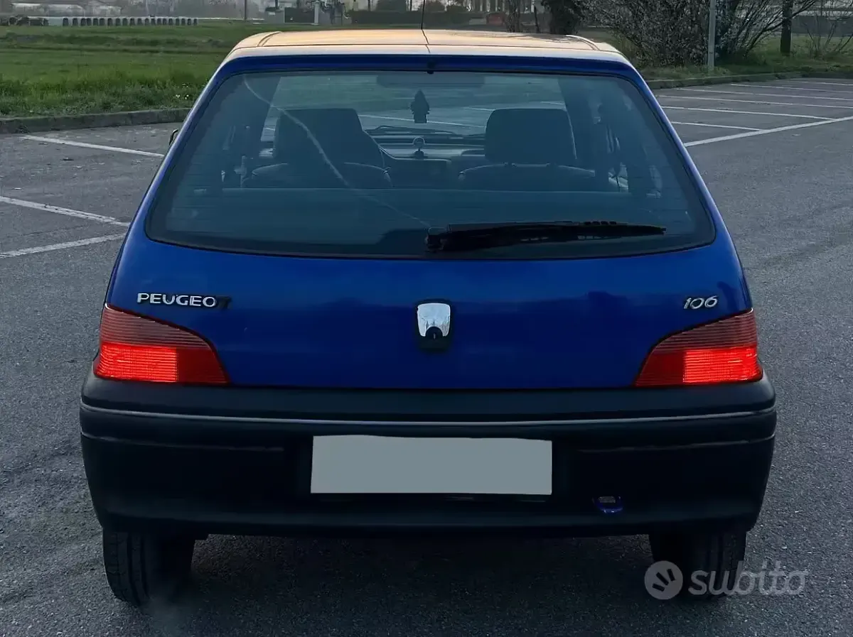 Usata Peugeot 106 50 CV (36 kW) 1997 Blu/azzurro Utilitaria