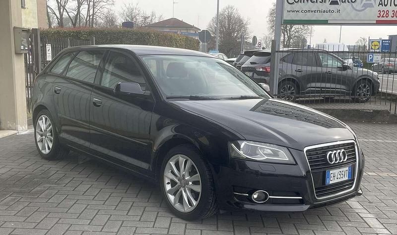 Usata Audi A3 Ambition 105 CV (77 kW) 2011 Nero Utilitaria