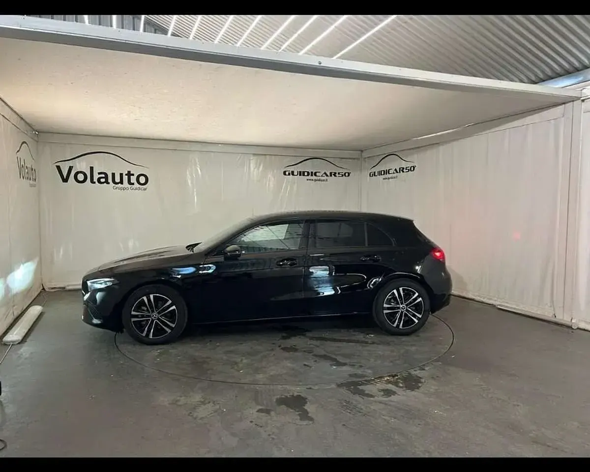 Nuova Mercedes A180 Progressive 116 CV (85 kW) 2026 Nero notte Berlina
