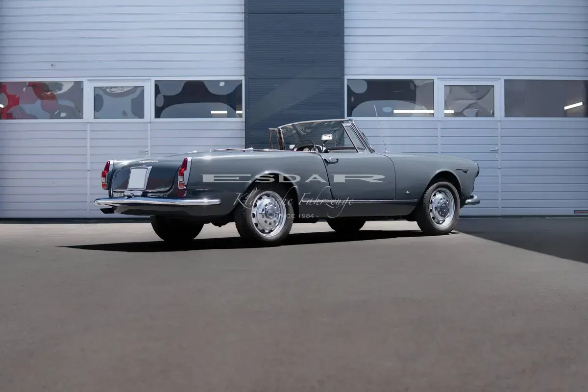 Usata Alfa Romeo 2600 145 CV (106 kW) 1963 Grigio Cabrio