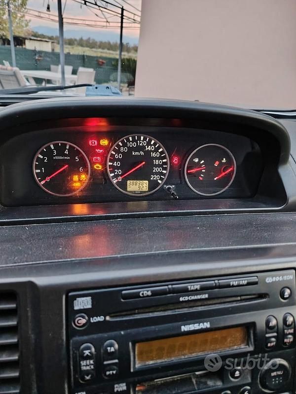 Usata Nissan X-Trail 136 CV (100 kW) 2006 Grigio SUV