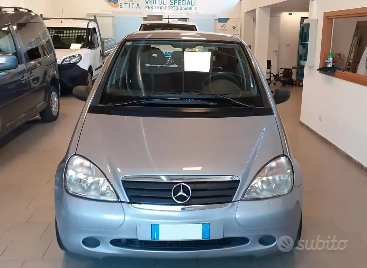 Usata Mercedes A140 Classic 82 CV (60 kW) 2000 Grigio Utilitaria