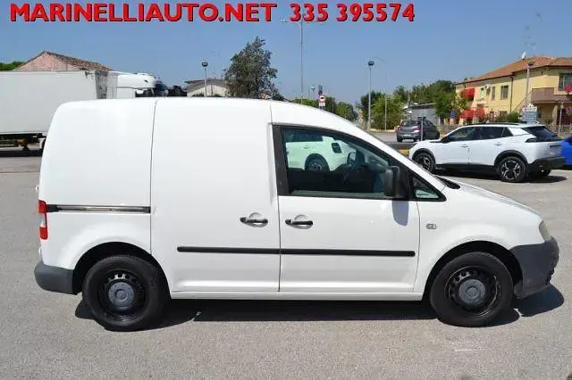 Usata VW Caddy 104 CV (76 kW) 2007 Bianco Monovolume