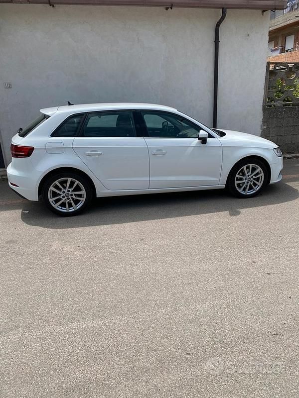 Usata Audi A3 110 CV (80 kW) 2018 Bianco Berlina