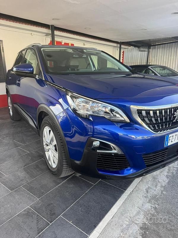 Usata Peugeot 3008 2019 Blu SUV