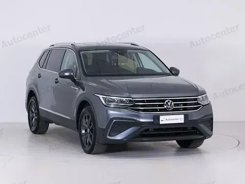 Usata VW Tiguan Allspace Life 150 CV (110 kW) 2022 Grigio SUV