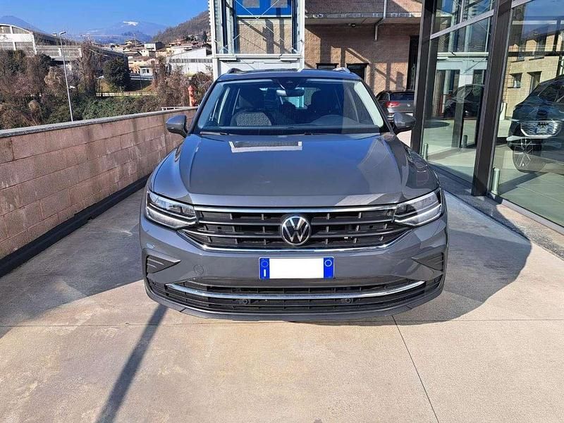 Usata VW Tiguan Life 245 CV (180 kW) 2022 Grigio SUV