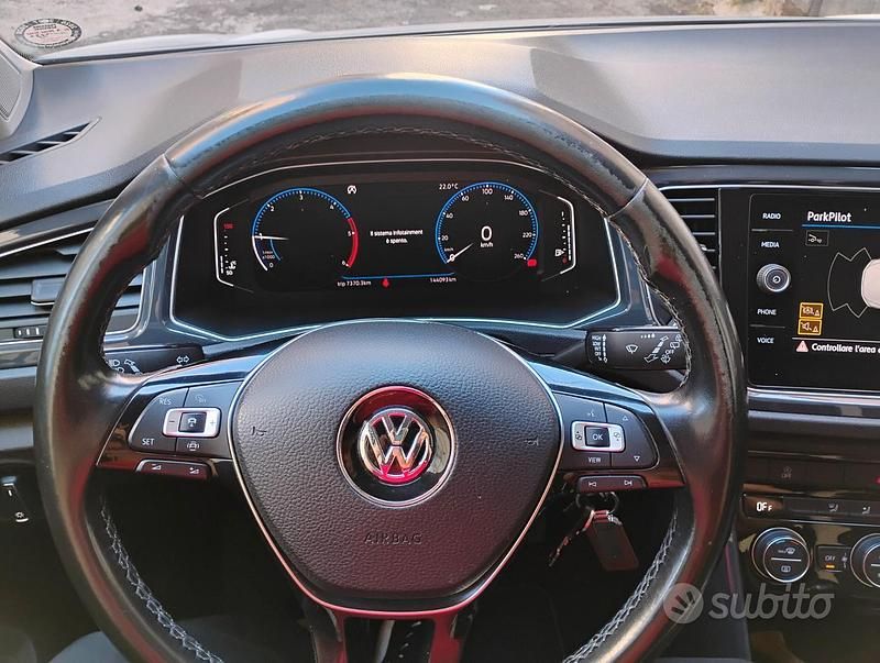 Usata VW T-Roc 116 CV (85 kW) 2019 Bianco SUV