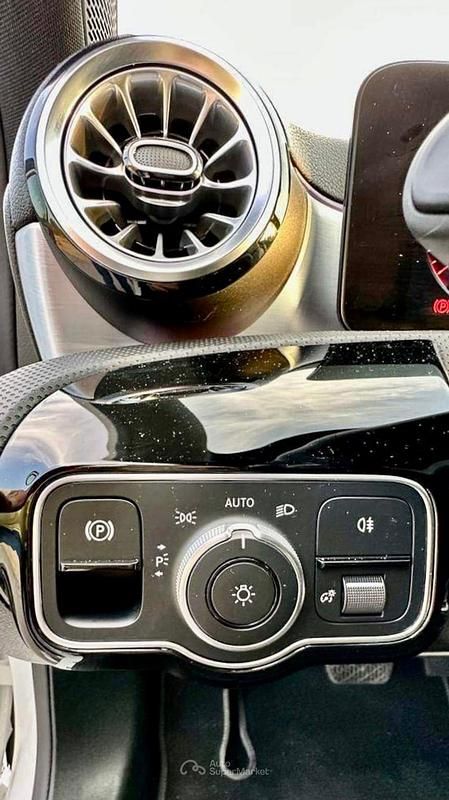 Usata Mercedes A250 218 CV (160 kW) 2021 Bianco Berlina