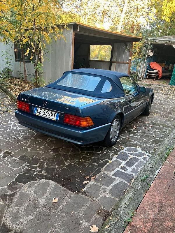 Usata Mercedes SL320 231 CV (169 kW) 1995 Blu/azzurro Cabrio