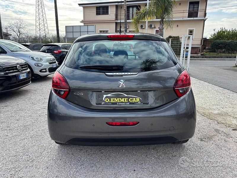 Usata Peugeot 208 Allure 82 CV (60 kW) 2017 Grigio Utilitaria