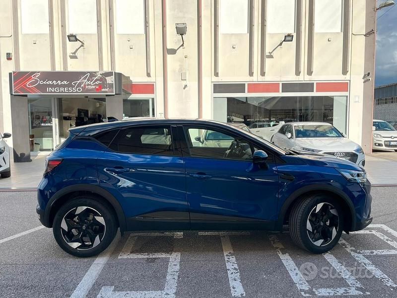 Nuova Renault Captur Techno 100 CV (73 kW) 2025 Blu SUV