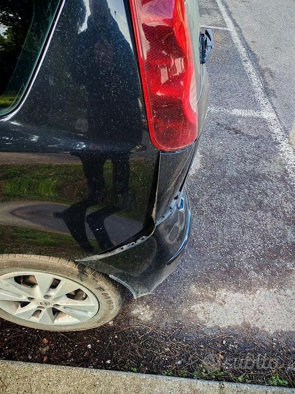 Usata Nissan Note 2010 Nero Utilitaria