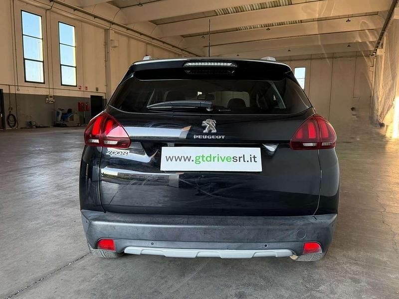Usata Peugeot 2008 Allure 110 CV (80 kW) 2019 Nero metallizzato SUV