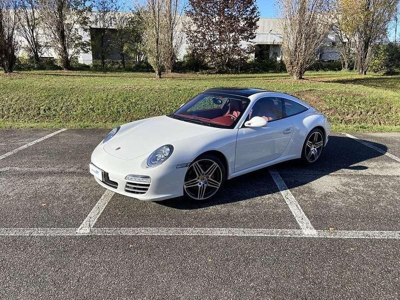 Usata Porsche 997 385 CV (283 kW) 2009 Bianco carrara Coupé