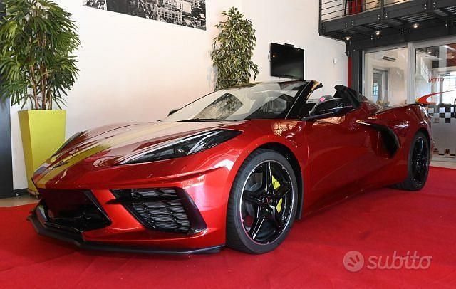 Rosso Nuova 2025 Chevrolet Corvette Cabrio | 138.900 € - Immagine 1/4