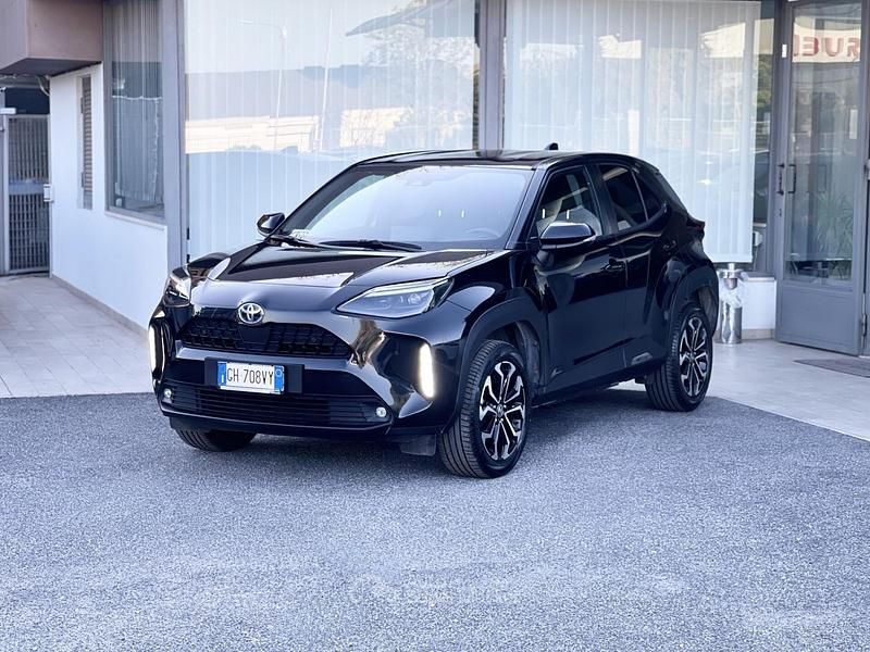 Brugt Toyota Yaris Hybrid 92 HK (67 kW) 2022 Sort MPV