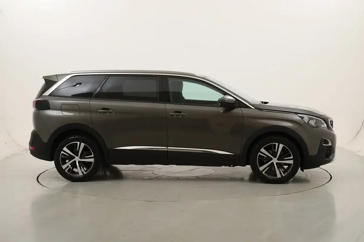 Usata Peugeot 5008 Allure 131 CV (96 kW) 2020 SUV