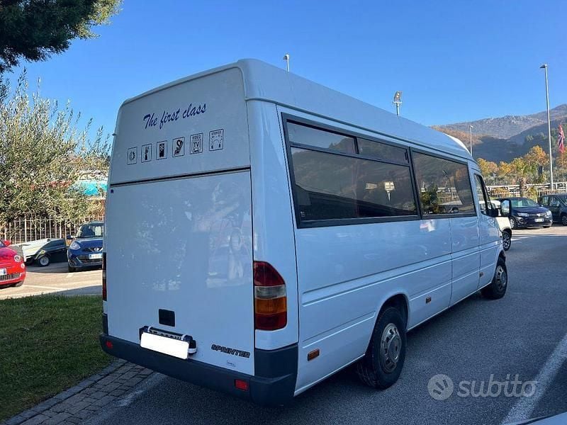 Usata Mercedes Sprinter 122 CV (89 kW) 1999 Bianco Furgone